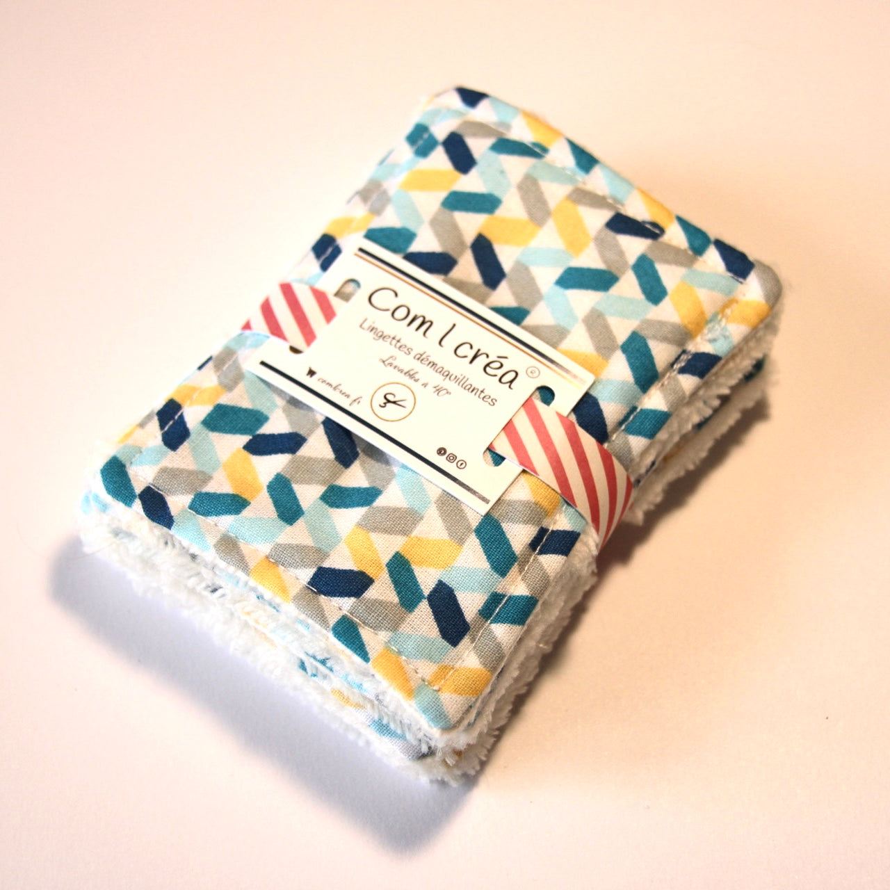 Lingettes démaquillantes petit format en lot de 6