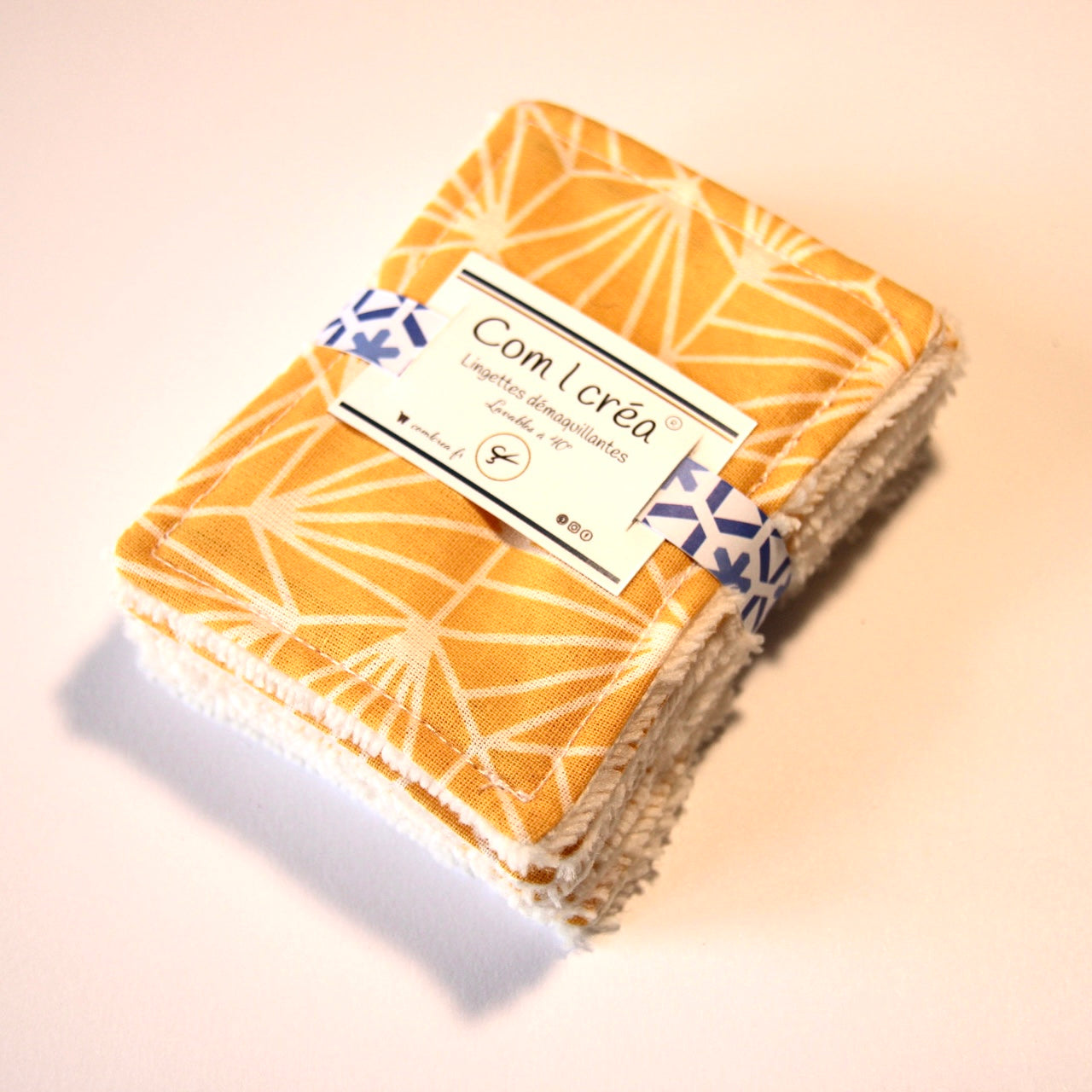 Lingettes démaquillantes petit format en lot de 6